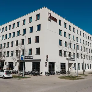 Отель Coffee Fellows Muenchen-freiham ***