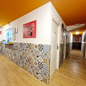 Хостел Arc House 