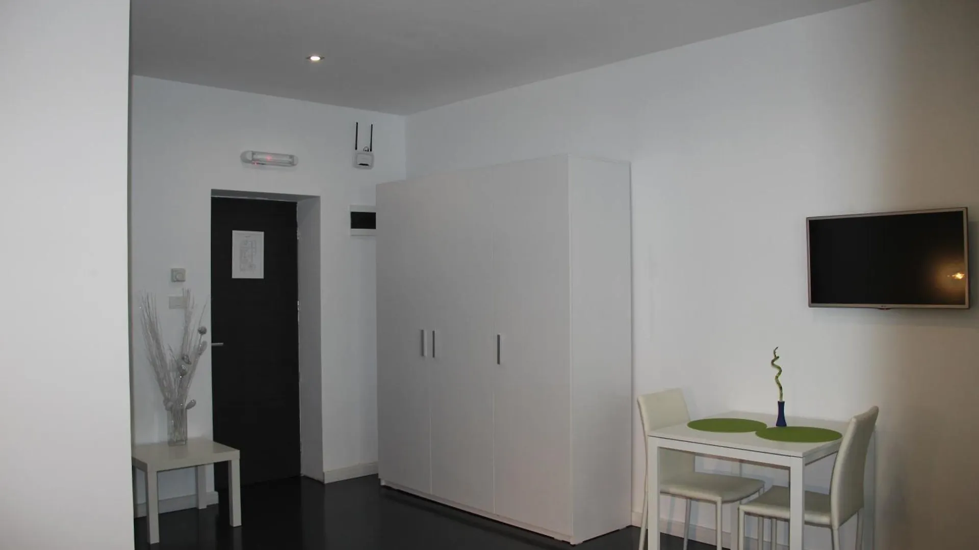 בוקרשט Living Aparthotel