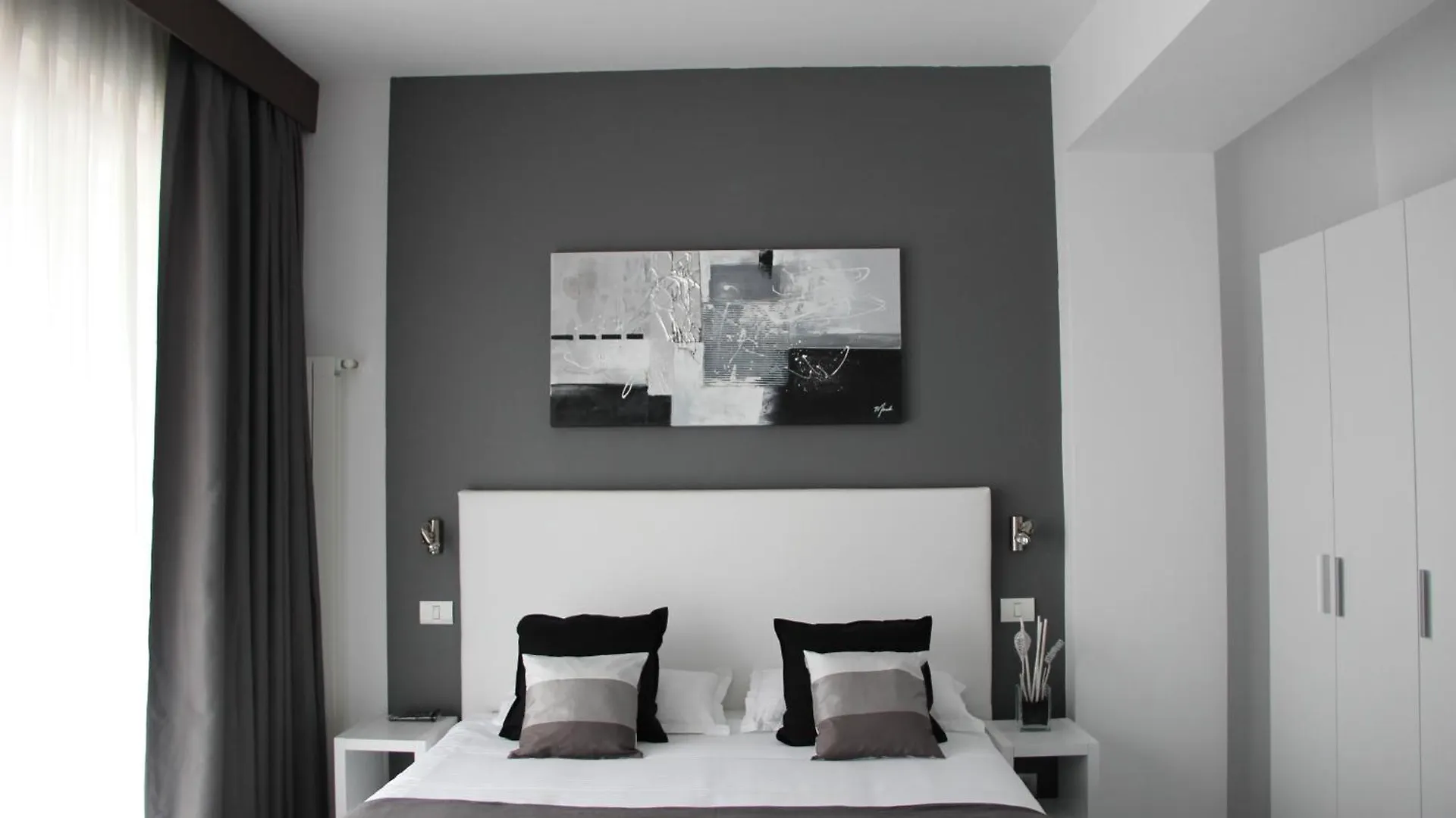 בוקרשט Living Aparthotel רומניה