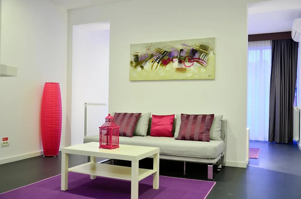 Living Aparthotel Bukarest